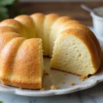 How to Bake the Perfect Vanilla Cake: Light, Fluffy, and Delicious